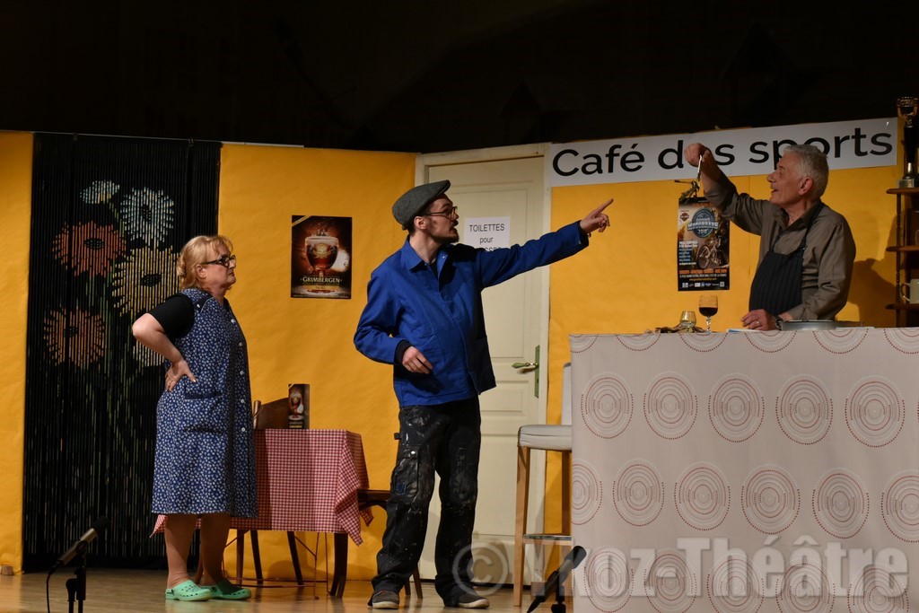 Café des Sports, les images