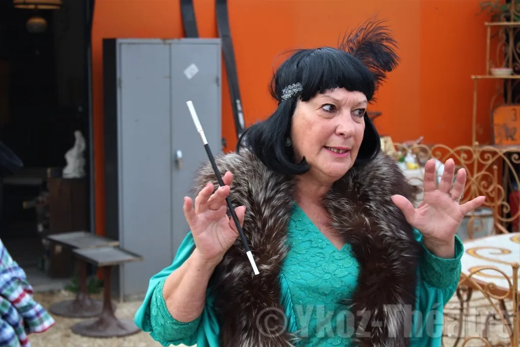 Ykoz-Théâtre au village des brocanteurs