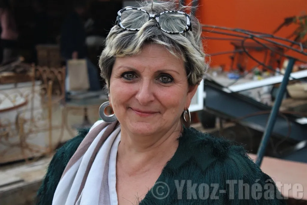 Ykoz-Théâtre au village des brocanteursYkoz-Théâtre au village des brocanteurs